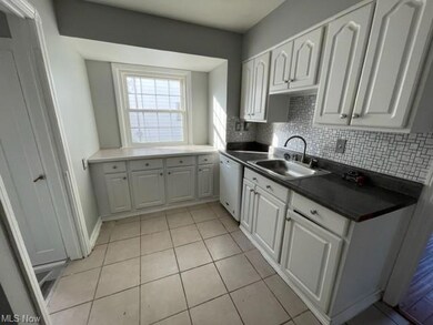 5221 Joseph St, Maple Heights, OH 44137 - photo 5