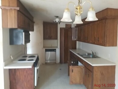 217 Forest Hills Dr, Duncan, OK 73533 - photo 6