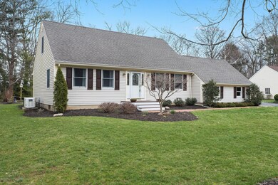 32 Bradford Rd, East Windsor, NJ 08520 - photo 3