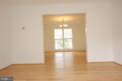12919 Creamery Hill Dr, Germantown, MD 20874 - photo 4