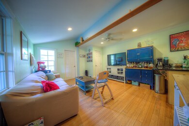 4-2207 Flagler Ave-09