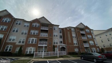 1011 Samantha Ln unit 5-102, Odenton, MD 21113 - photo 3