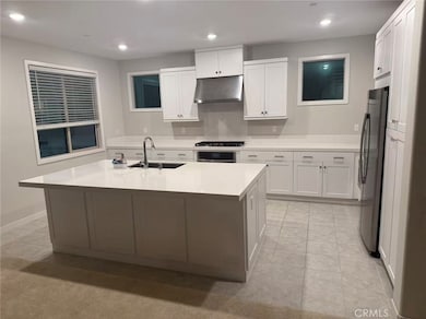 602 Catalonia, Lake Forest, CA 92630 - photo 2