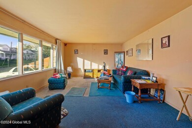 19-web-or-mls-75-cardinal-ave