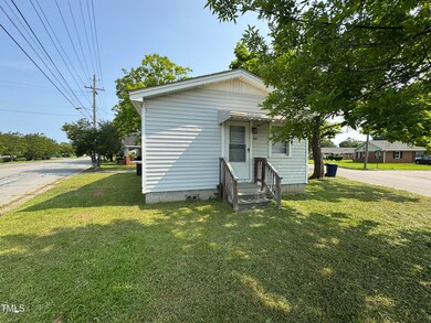 429 S 5th St, Smithfield, NC 27577 - photo 6