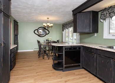 88 Oakridge St, Ludlow, MA 01056 - photo 6