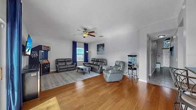 2447 Dovesong Trace Dr, Ruskin, FL 33570 - photo 4