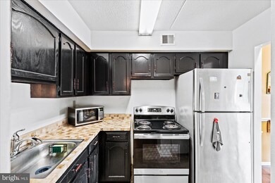 8611D Sacramento Dr unit 1/8611D, Alexandria, VA 22309 - photo 7