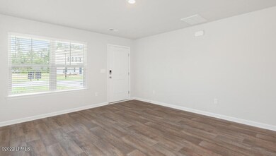 9319 Vineyard Grove Leland NC 28451 USA-