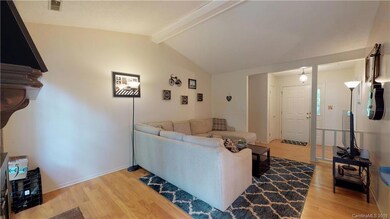 8 Vail Ct, Asheville, NC 28806 - photo 5