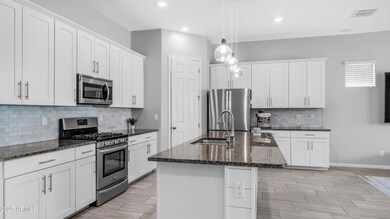 1104 E Tekoa Ave Interior-10