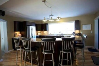 136 Skeele St, Chicopee, MA 01013 - photo 4