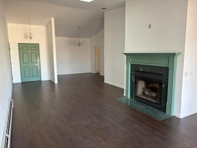 1604 S Golf Glen unit H, Madison, WI 53704 - photo 6