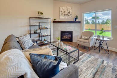 4854 SW Zenith Ave, Redmond, OR 97756 - photo 5