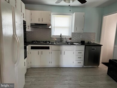 309 Benmere Rd, Glen Burnie, MD 21060 - photo 4