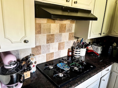 9814 Deanwood St, Houston, TX 77040 - photo 5