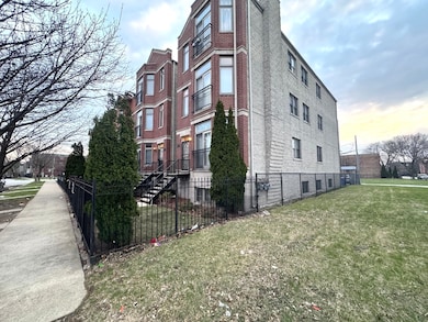 4242 S Vincennes Ave unit 2, Chicago, IL 60653 - photo 3