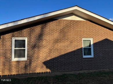 288 Independence Dr, Bristol, VA 24201 - photo 4