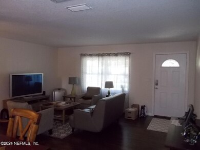 5766 Cherry Laurel Dr, Jacksonville, FL 32210 - photo 3