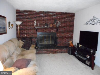 26 Iowana Ave, Ewing, NJ 08638 - photo 5