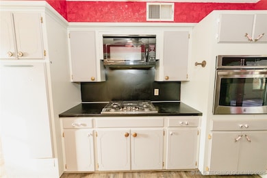 301 W Burkhart St, Glencoe, OK 74032 - photo 7