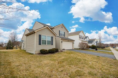 3-web-or-mls-2254 Dates St 003