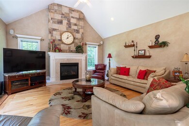 18 Playhouse Cir, Hampton, NH 03842 - photo 2