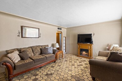 1033 Stanley St, El Paso, TX 79907 - photo 7