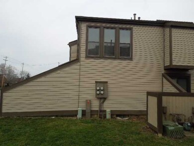 5267 Deignese Place unit 17D, Columbus, OH 43228 - photo 4