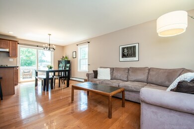 7 Jay Ave, Northborough, MA 01532 - photo 3