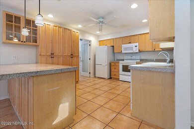 08-Kitchen