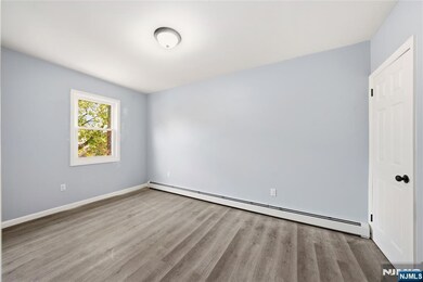 110 Montgomery Ave, Irvington, NJ 07111 - photo 7