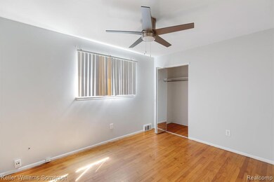 20766 Ehlert Ave, Warren, MI 48089 - photo 5