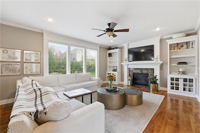 15816 Hayes St, Overland Park, KS 66221 - photo 6