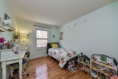 451 Kickapoo Ave, Batavia, IL 60510 - photo 2