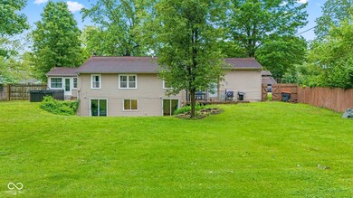 426 Tipton Ln, Columbus, IN 47201 - photo 4
