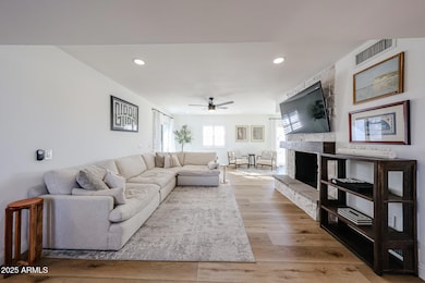 10818 N 83rd St, Scottsdale, AZ 85260 - photo 5