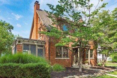 286 Arden Rd, Columbus, OH 43214 - photo 2