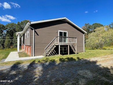 361 Link Rd, Loretto, PA 15940 - photo 3