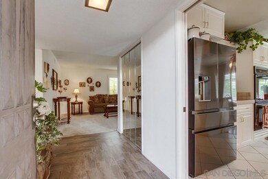 949 Maria Way, Chula Vista, CA 91911 - photo 3