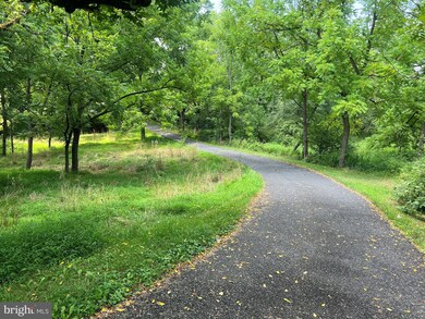 2463 Quakertown Rd, Pennsburg, PA 18073 - photo 2