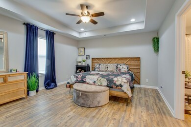 104 E Bomar Ct, Shelbyville, TN 37160 - photo 7