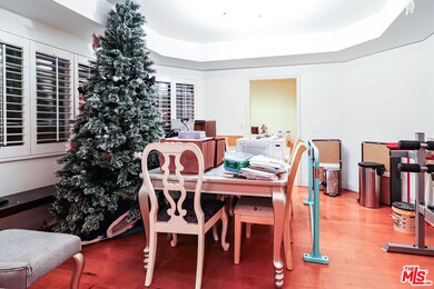 4310 Cahuenga Blvd unit 103, Toluca Lake, CA 91602 - photo 6