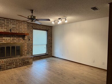 111 Parkwood, Teague, TX 75860 - photo 4