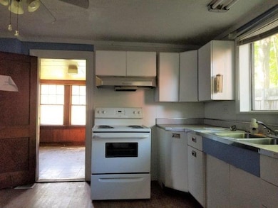 15 Maxim Ct, Bangor, ME 04401 - photo 2