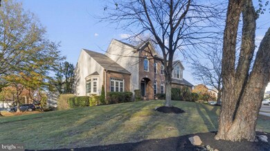 8308 Tabor Ln, Fairfax Station, VA 22039 - photo 5
