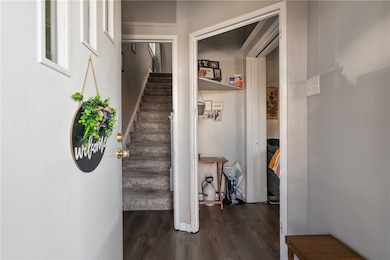 421 Carl St, Pittsburgh, PA 15210 - photo 3