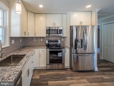 12 Chesterfield Ct, Southampton, NJ 08088 - photo 7