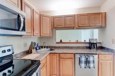 1007 Green Pine Blvd unit 71, West Palm Beach, FL 33409 - photo 5