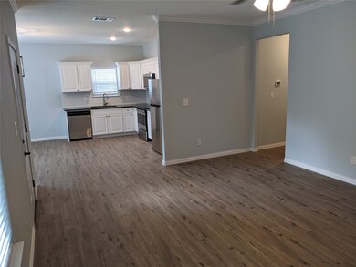 1411 S Walnut St, Sherman, TX 75090 - photo 3